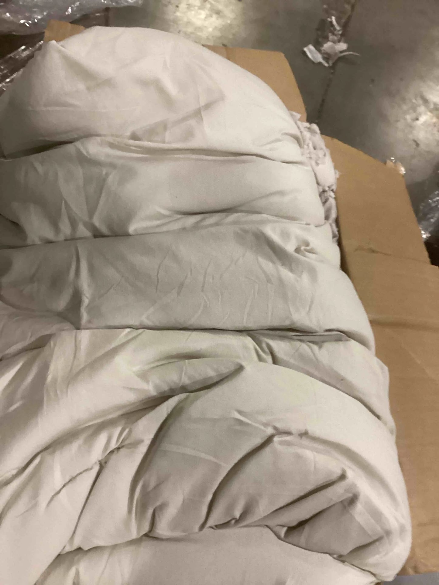 Multi-color Jacquard 3-Piece Folky Tufted Boho Jacquard Elegant Comforter Set, As Is condition - View 3