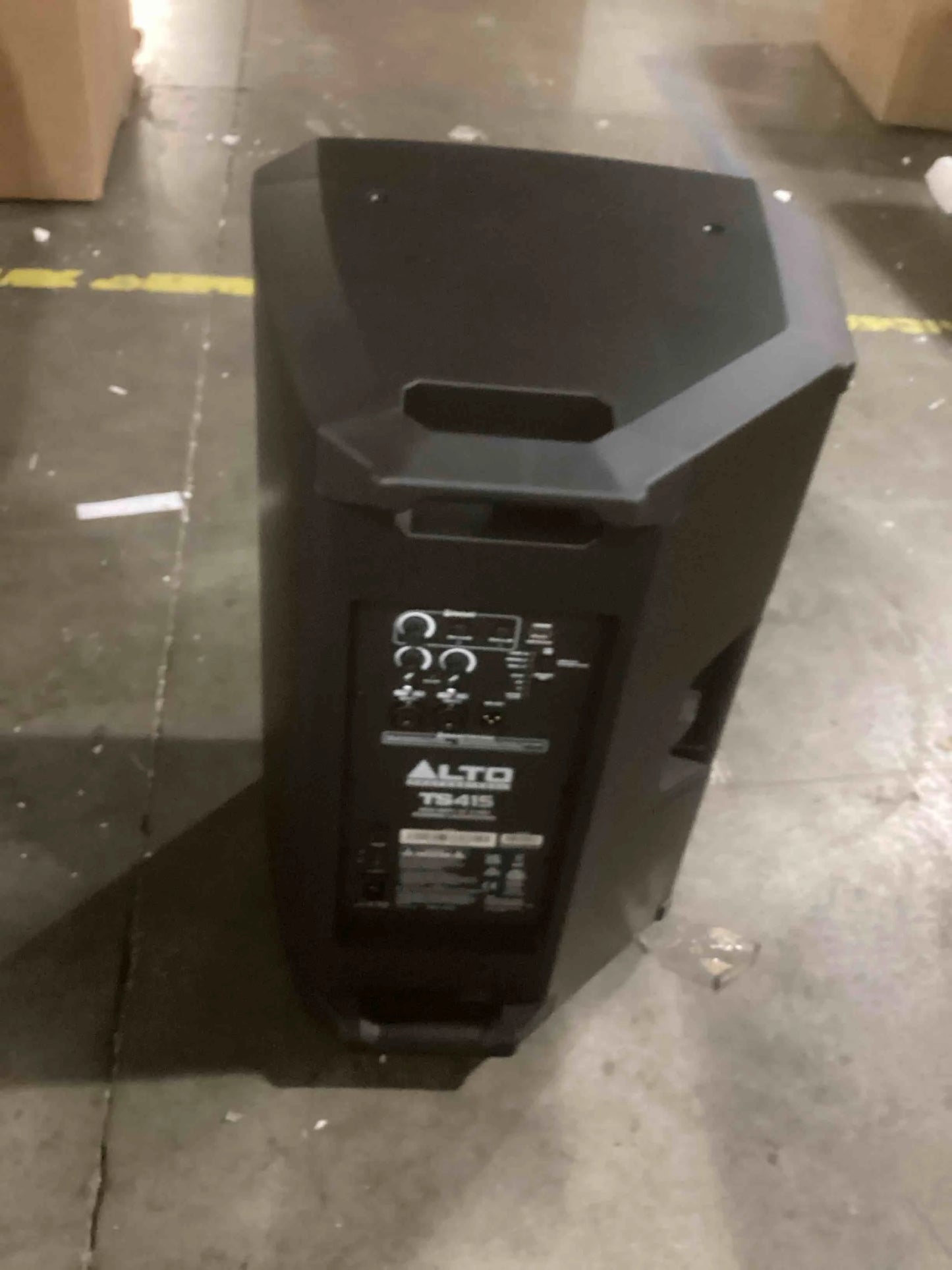 Black Mixed Alto Professional TS415 - 2500W 15" Powered PA Speaker with 3 Channel Mixer, Bluetooth Streaming, Wireless Loudspeaker linking, DSP and Alto App, Good Condition condition - View 4