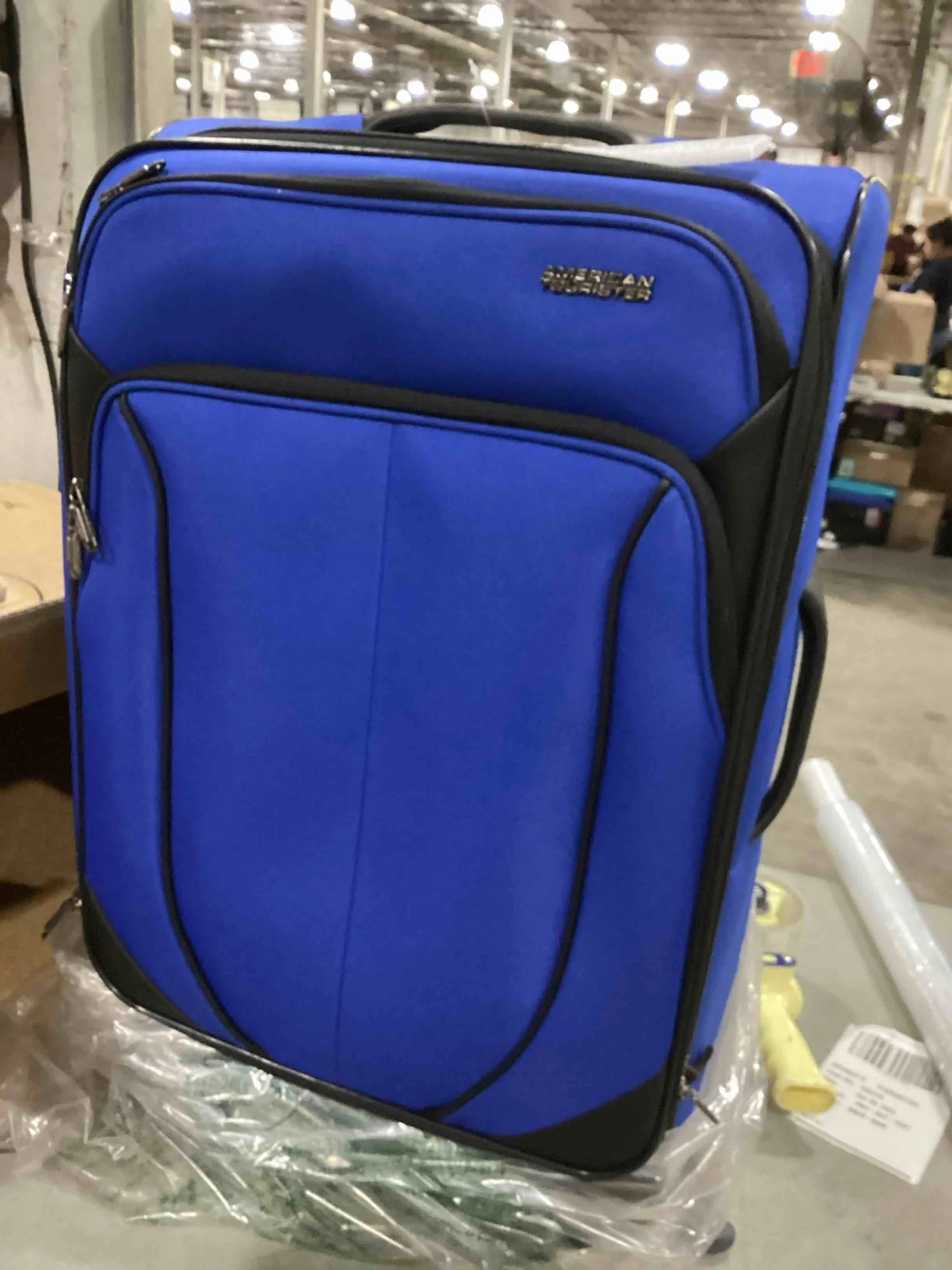 Classic Blue Softside American Tourister 4 KIX 2.0 Expandable Softside Luggage with Spinner Wheels, 24 SPINNER, CLASSIC BLUE, Good Condition condition - View 3