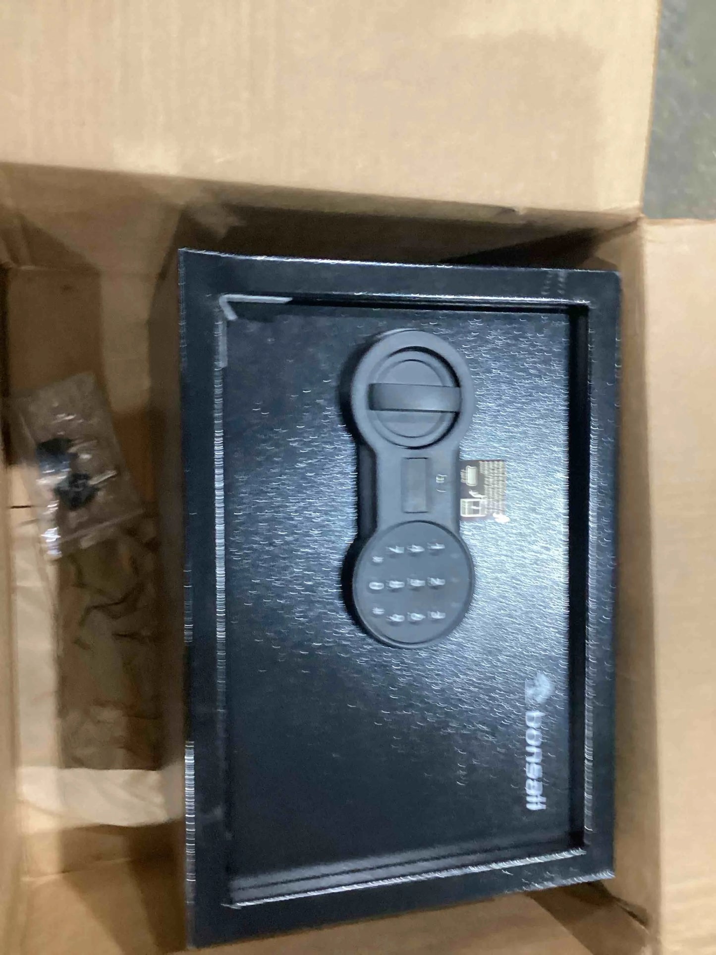 Black Steel Bonsaii Safe, 0.6 Cubic Safe Box with Electronic Keypad, Removable Shelf, Good Condition condition - View 3