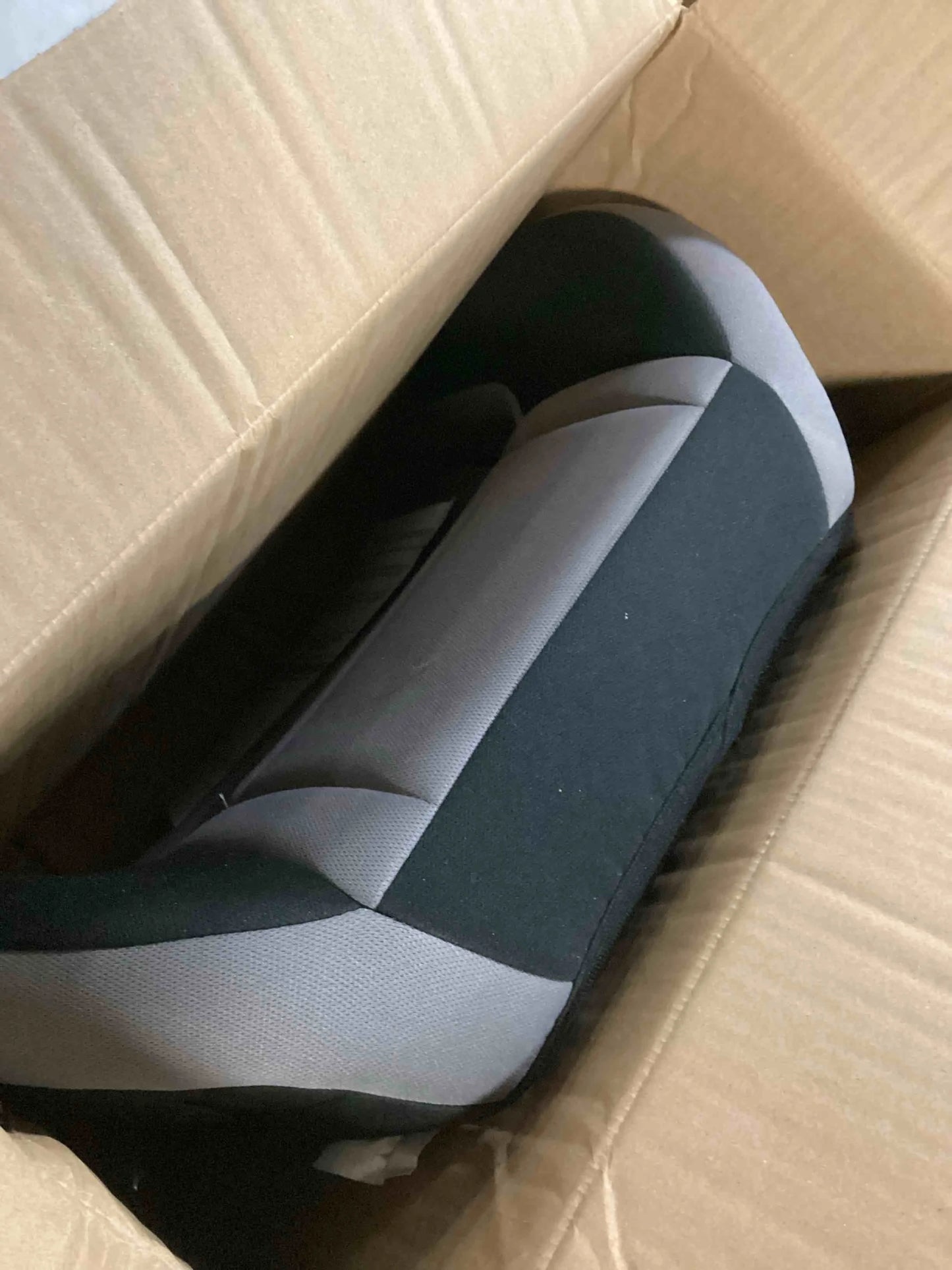 Leo Plastic, Fabric Cosco Topside Backless Booster Car Seat, Lightweight Booster Seats for Cars 40-100 lbs, Backless Booster Seat for Car, Leo, Good Condition condition - View 2