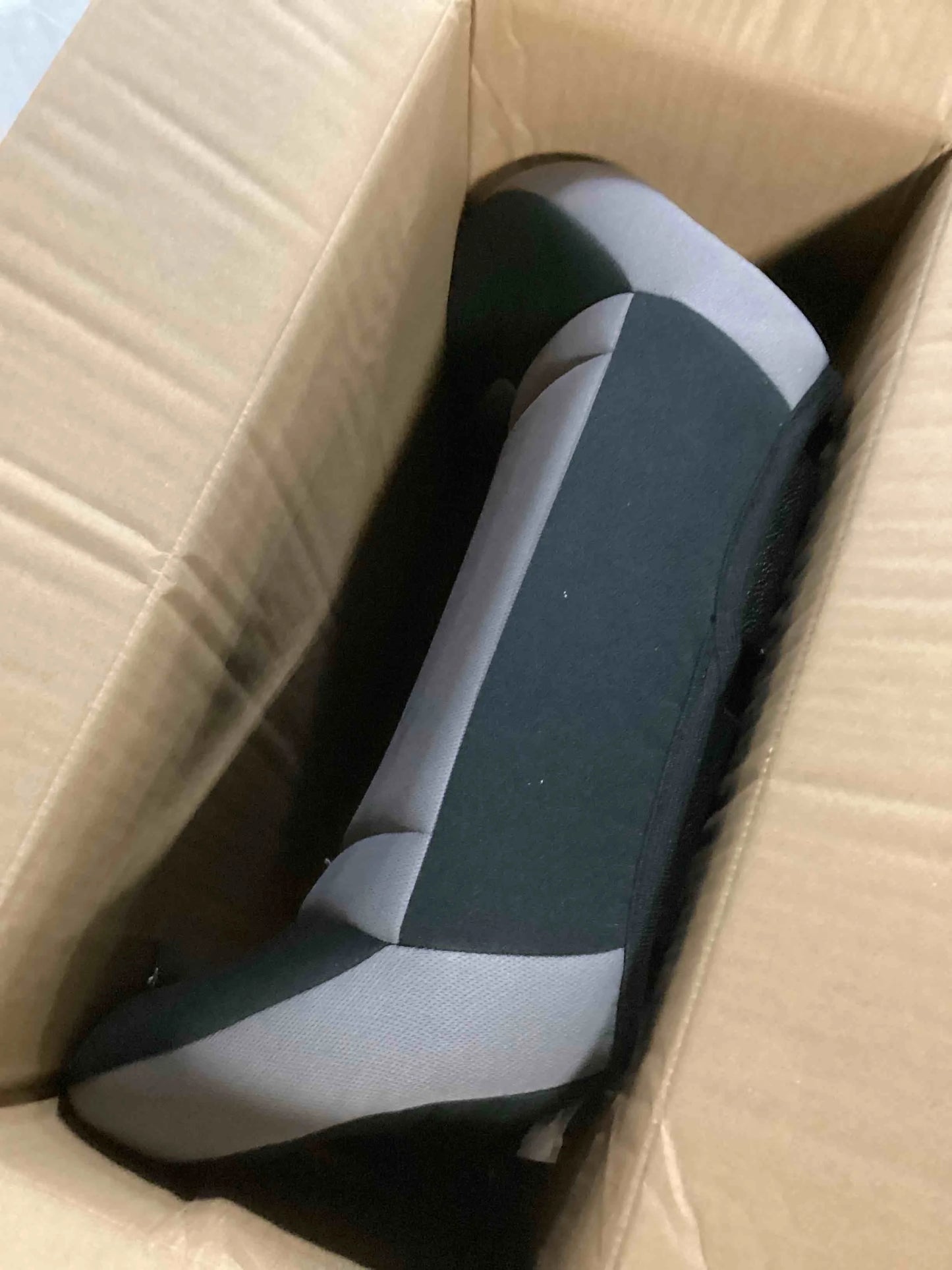 Leo Plastic, Fabric Cosco Topside Backless Booster Car Seat, Lightweight Booster Seats for Cars 40-100 lbs, Backless Booster Seat for Car, Leo, Good Condition condition - View 4