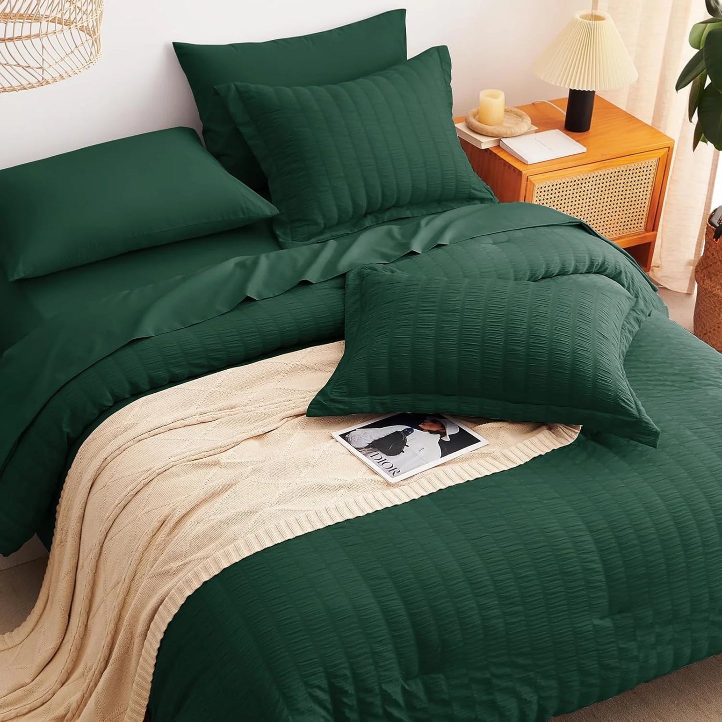 Emerald Green Seersucker Fabric CozyLux Full Seersucker Comforter Set with Emerald Green Bed in a Bag 7-Piece All Season Bedding Set with Comforter, Pillow Sham, Flat Sheet, Fitted Sheet, Pillowcase, Good Condition condition - View 8