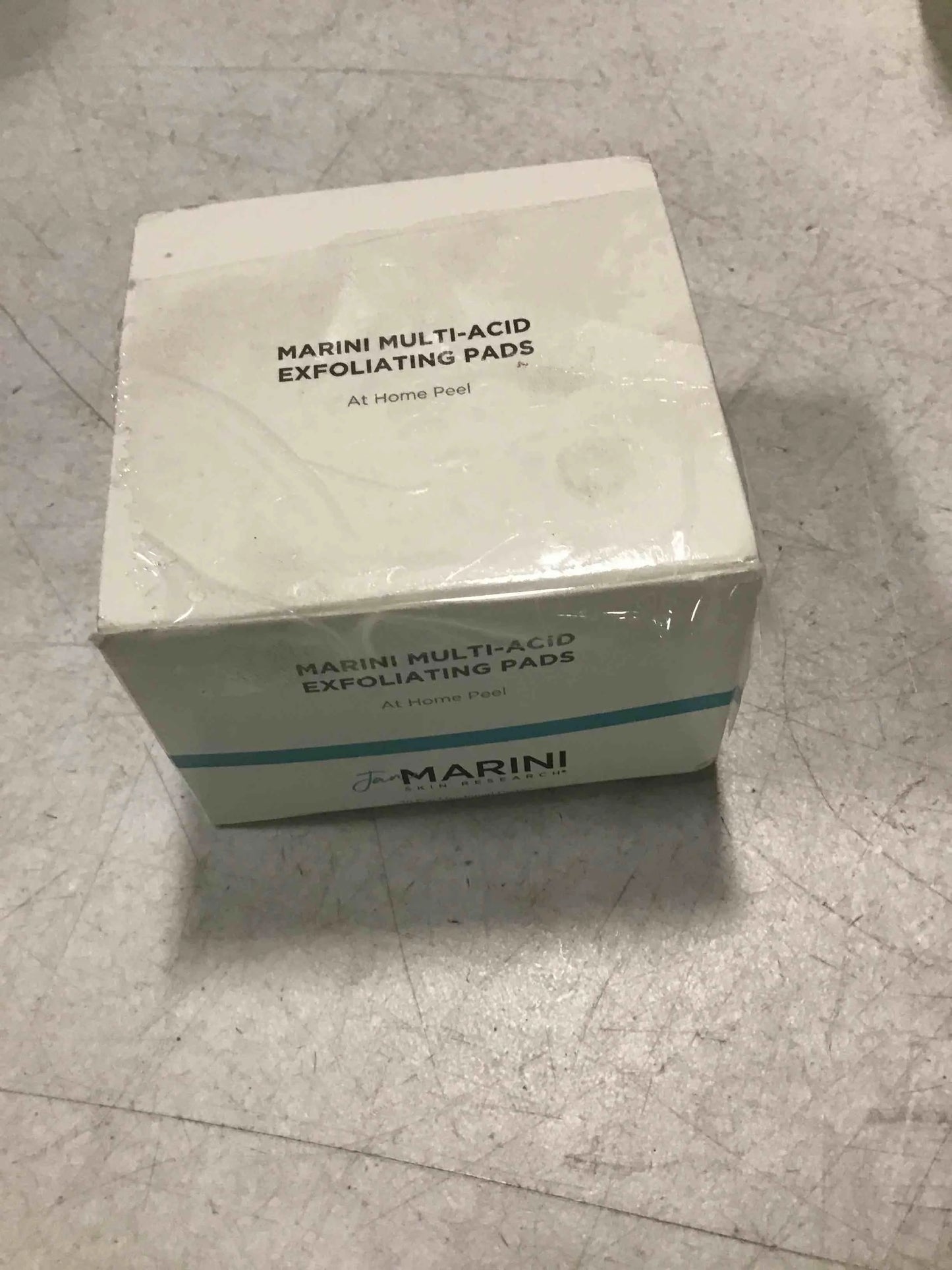 product Jan Marini Skin Research Marini Multi-Acid Resurfacing Pads, 30 ct. Best By 05/2026, Brand New condition - View 3