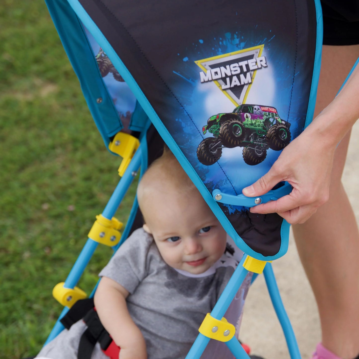 N/A N/A Monster Jam Official Umbrella Stroller with Canopy, Lightweight Easy Fold Compact Toddler and Baby Stroller for Travel, Brand New condition - View 6