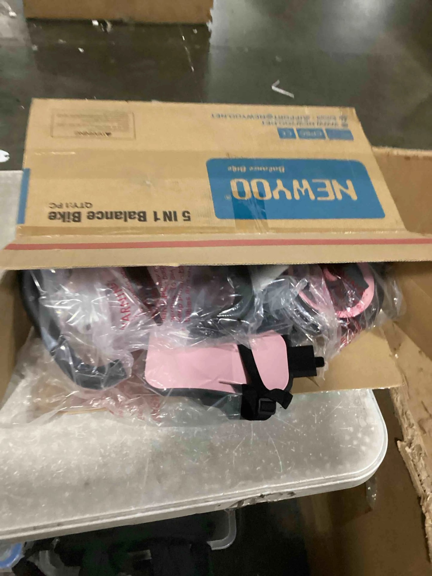 Pink newyoo Tricycle for Toddlers 1-3, Toddler Tricycle with Push Handle and Canopy, Toddler Bike, Birthday Gift and Toys for Girl and Boy, 6 in 1 Baby Trike, Balance Bike, TR009, Pink, Good Condition condition - View 5