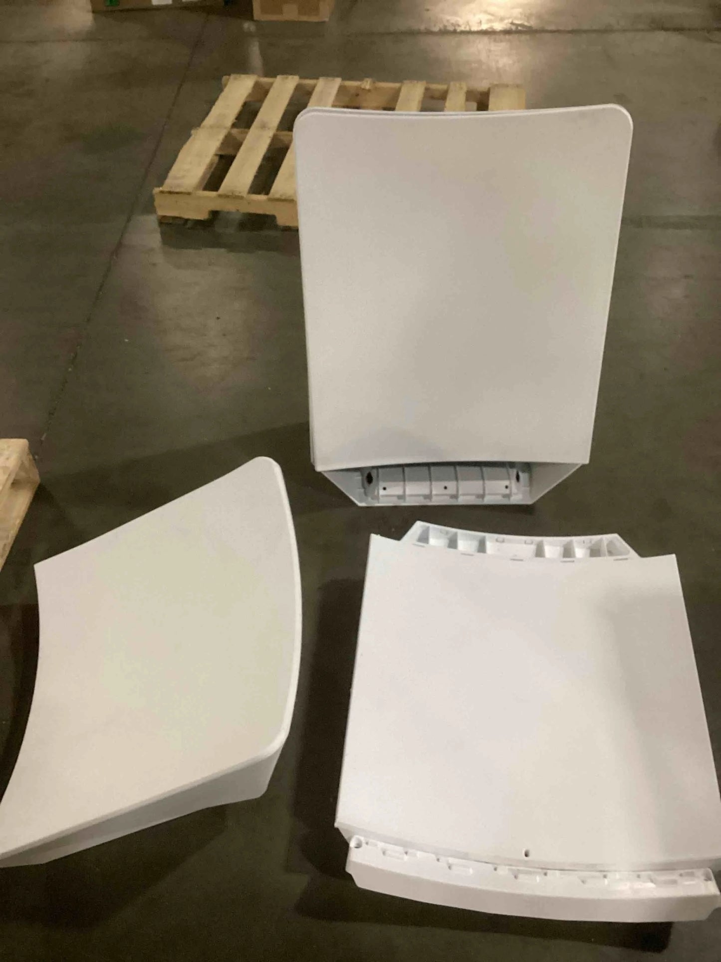 White Plastic Step2 Vero Plastic Side Table, As Is condition - View 12