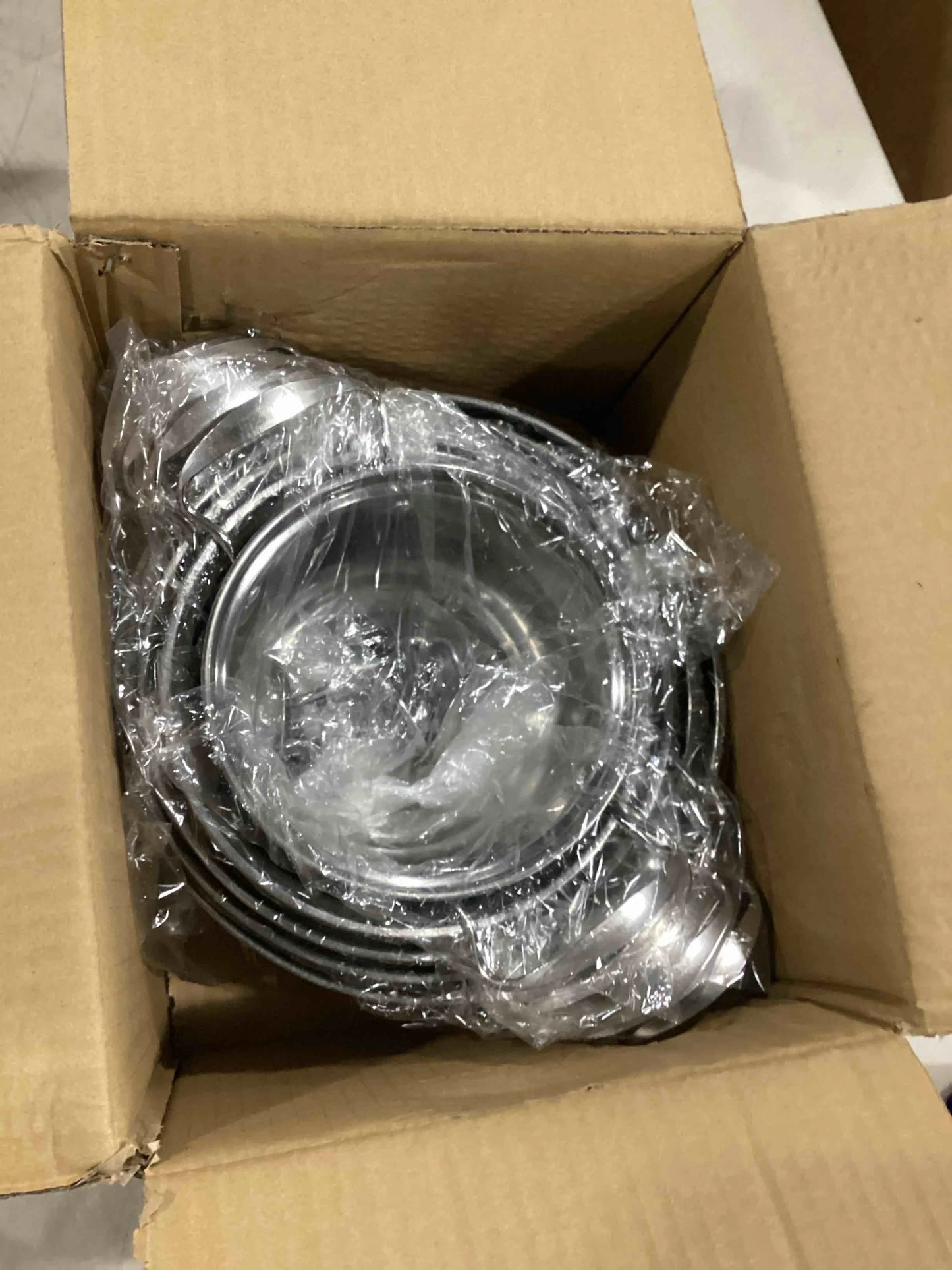 Silver Stainless Steel Stainless Steel Cookware Set, 12 Piece Kitchen Induction Cookware Set, Good Condition condition - View 3