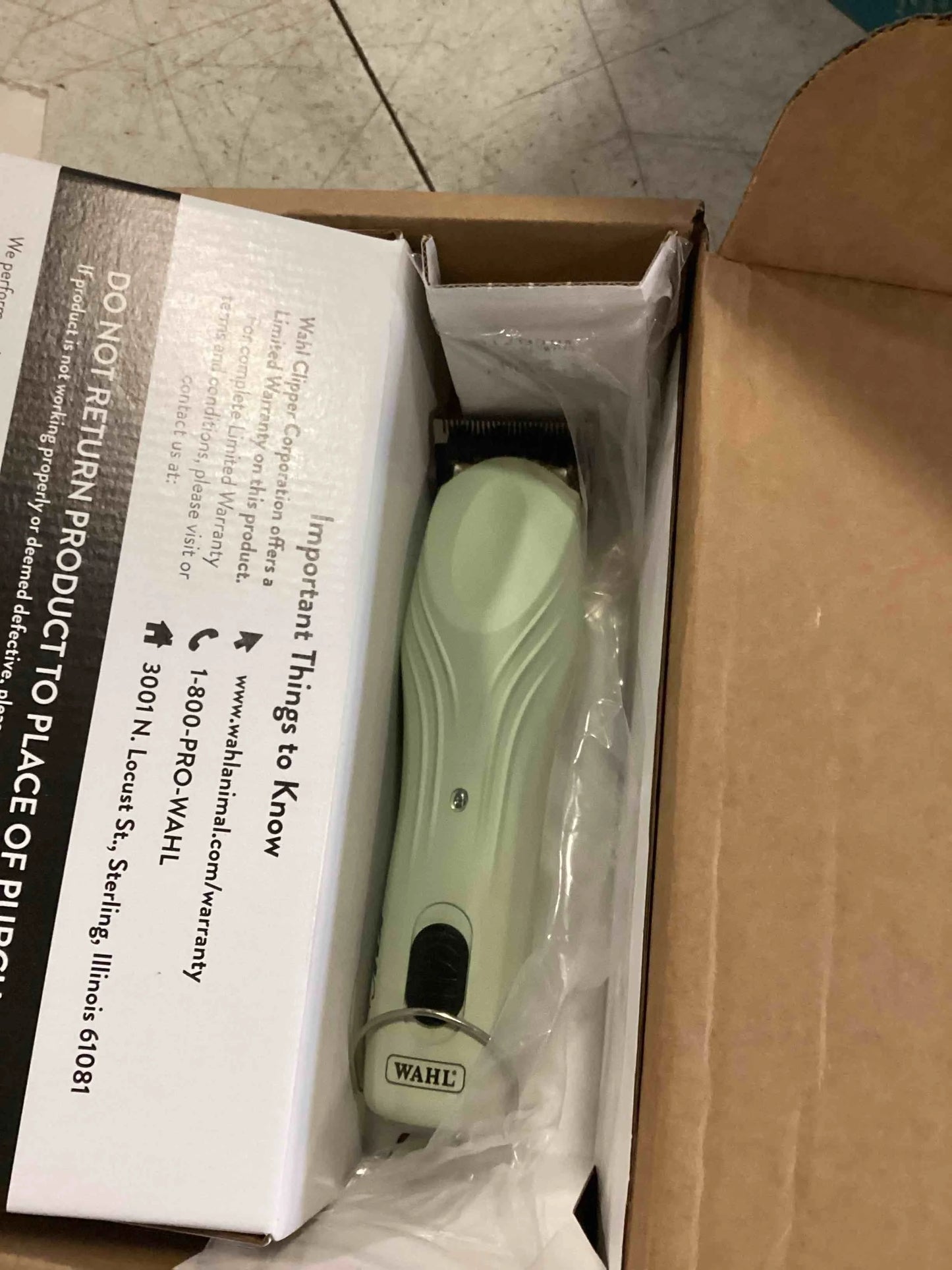 Teal Wahl Professional Animal KMC+ 2-Speed Cordless Clipper (3025661) - Detachable Blade Pet & Dog Clipper Kit - Patented Ergonomic Housing Design - Premium Pet Clipper - Teal, As Is condition - View 2
