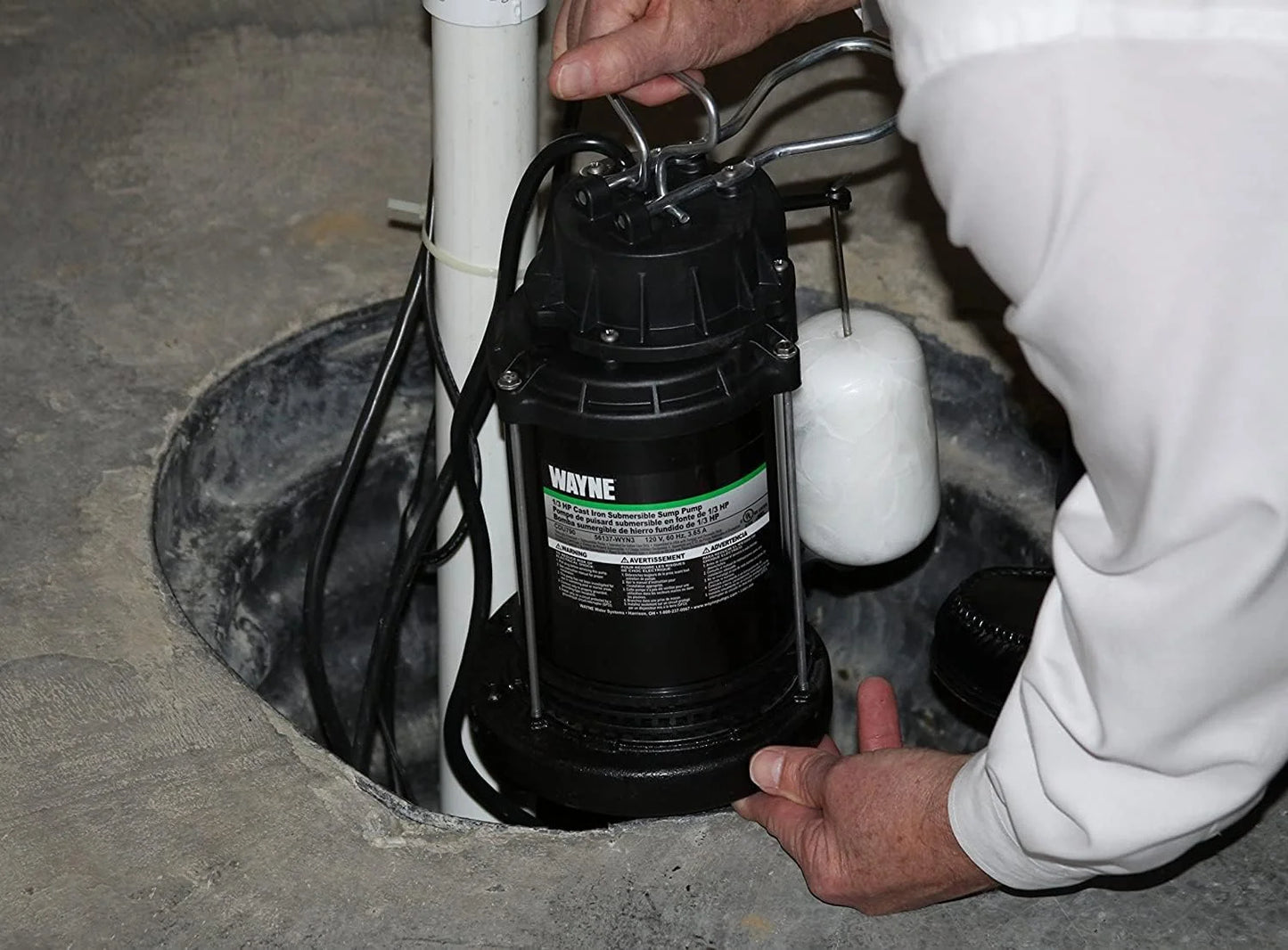Black Cast Iron, Steel WAYNE CDU800 1/2 HP Submersible Cast Iron and Steel Sump Pump With Integrated Vertical Float Switch, Good Condition condition - View 6