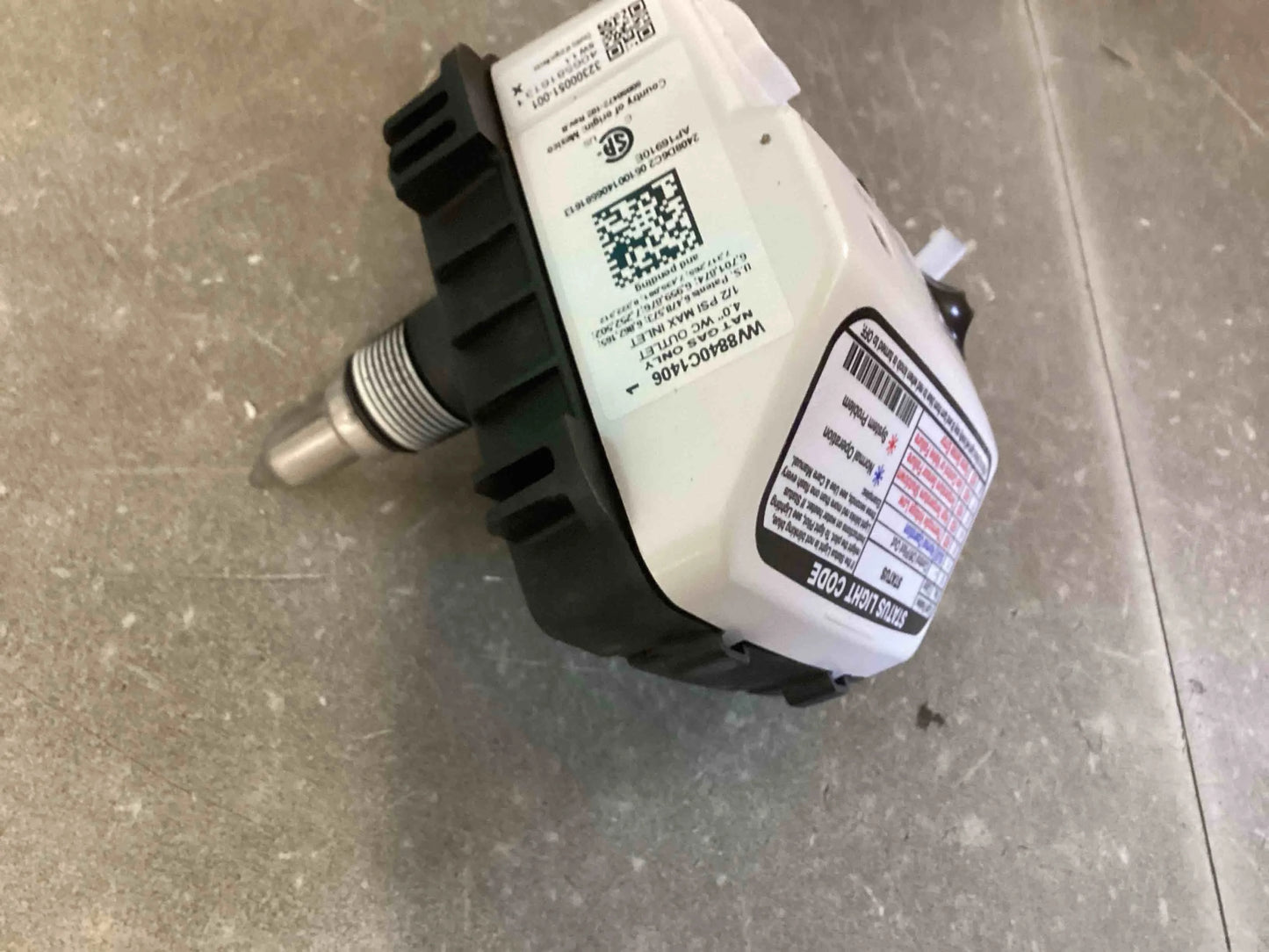 product WV8840C1406 - OEM Upgraded Replacement for Honeywell Water Heater Natural Gas Valve, Good Condition condition - View 3