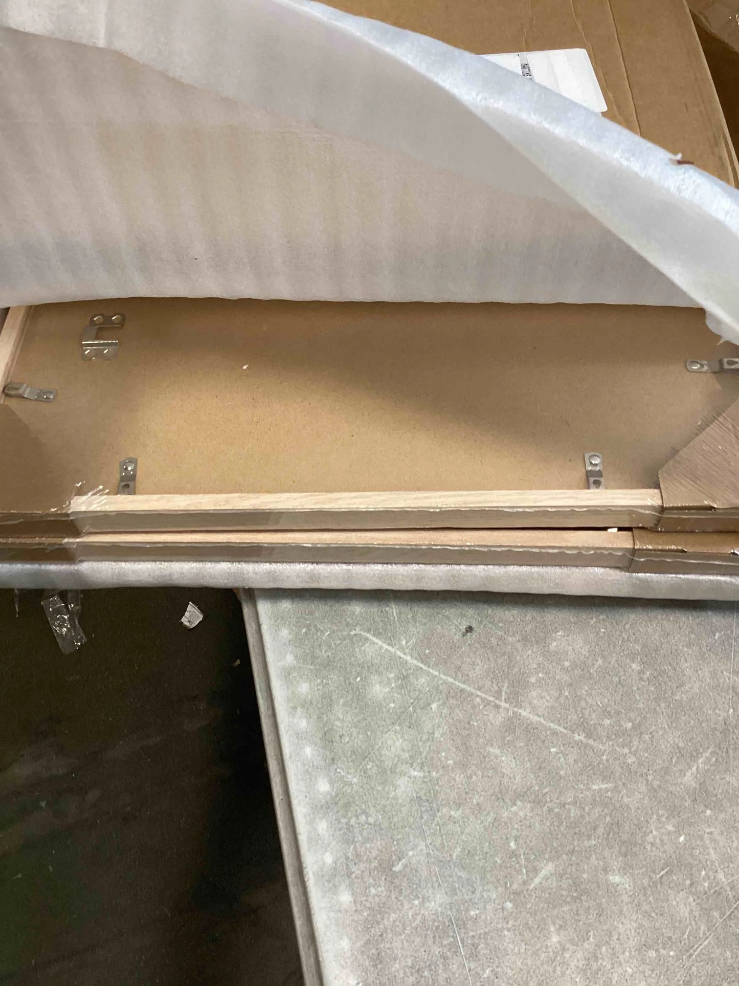 Beige Oak Wood 22x28 Inches Poster Frame Beige Picture Frame 28 x 22 Photo Frame 22 by 28 Oak Wood Frame Wall Mounted Frames for Hanging Vertically and Horizontally, 3 Pack, Good Condition condition - View 2