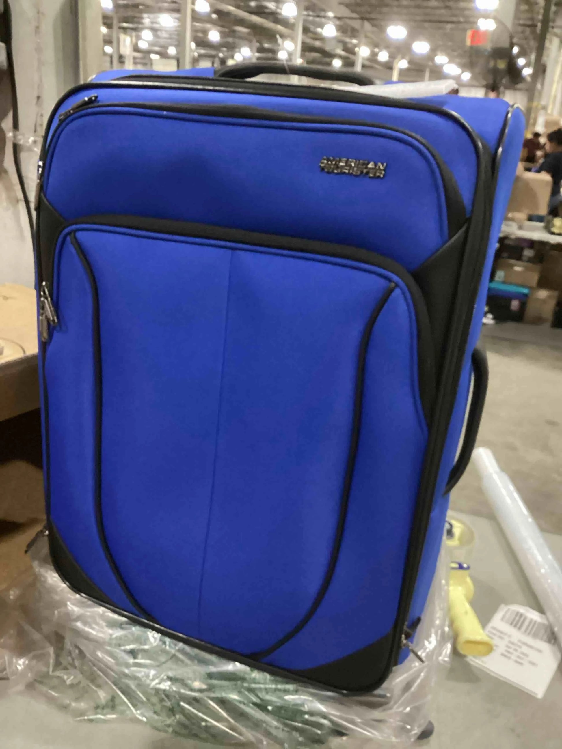 American Tourister 4 KIX 2.0 Expandable Softside Luggage with Spinner Wheels, 24 SPINNER, CLASSIC BLUE - View 3