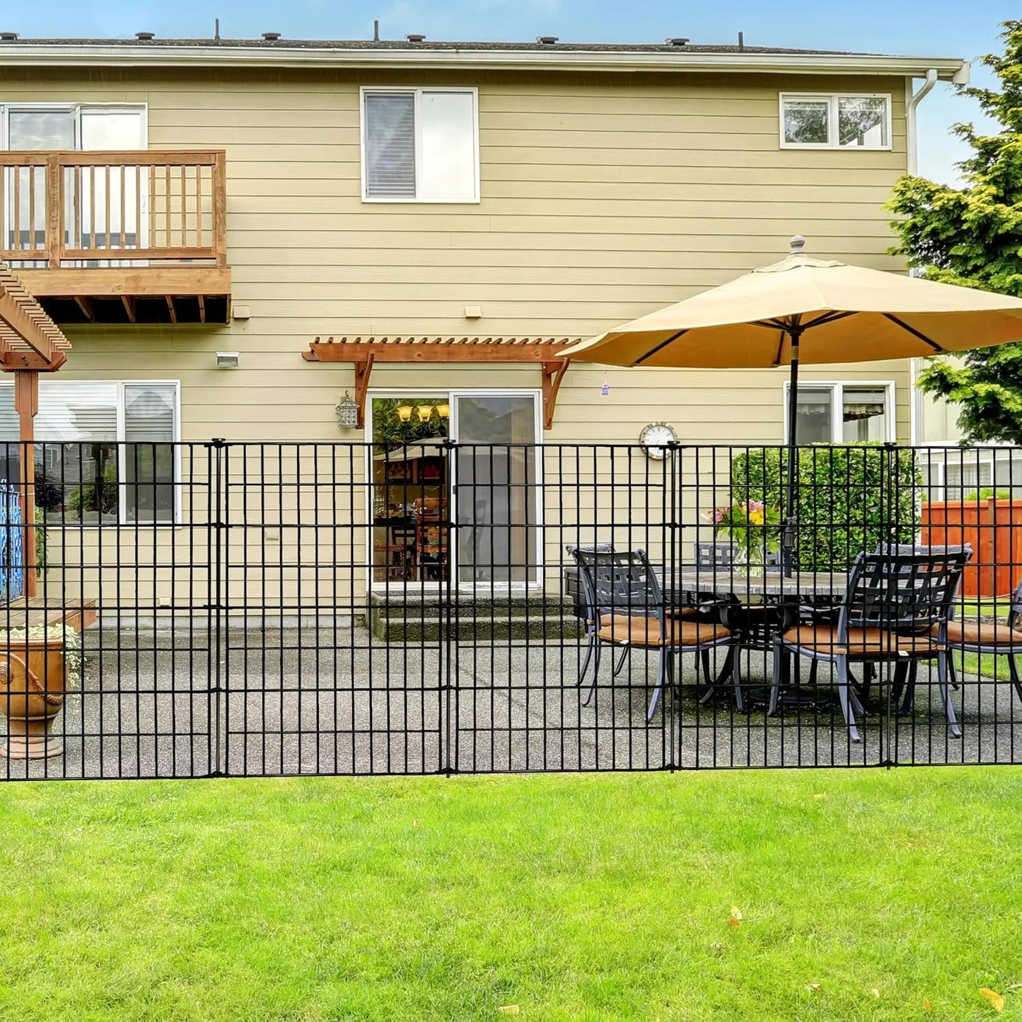 Black Metal Wire ARIFARO Decorative Garden Fence 5 Panels 40in (H) x 11.5ft (L) No dig Animal Barrier Fencing,Pet Fence Rustproof Metal Wire Panel Border for Dog,Rabbits, and Patio, Good Condition condition - View 6