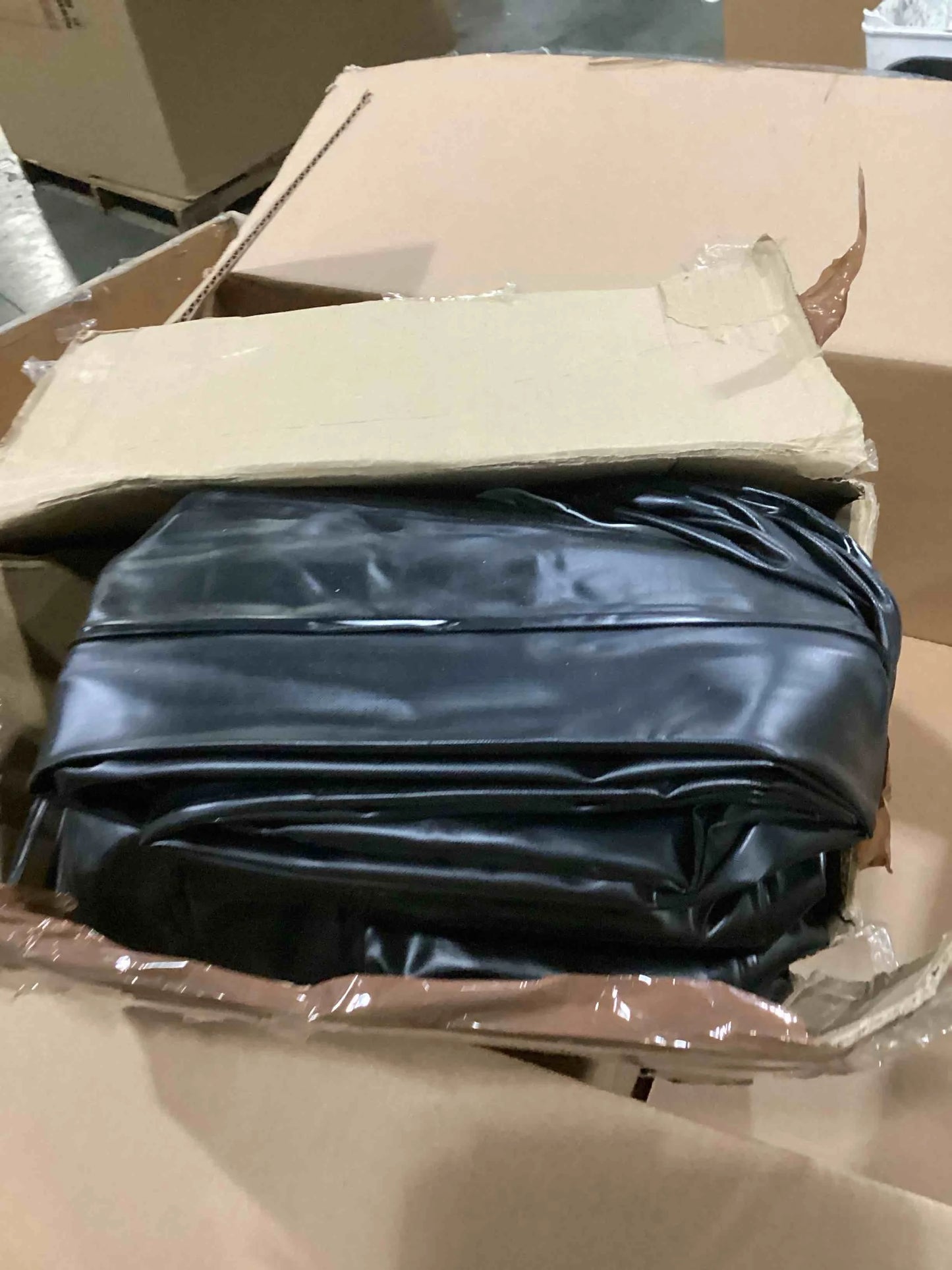 Black PVC OhGeni Cal King Air Mattress with Built-in Pump for Guest, 18" Tall Inflatable Blow Up Air Bed with Carrying Bag for Camping, Raised Elevated High Airbed, Foldable & Portable Colchon inflables, Black, Good Condition condition - View 3